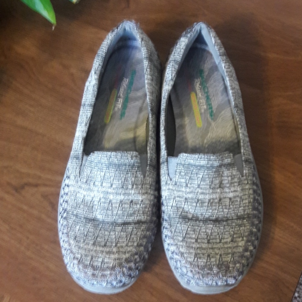Skechers